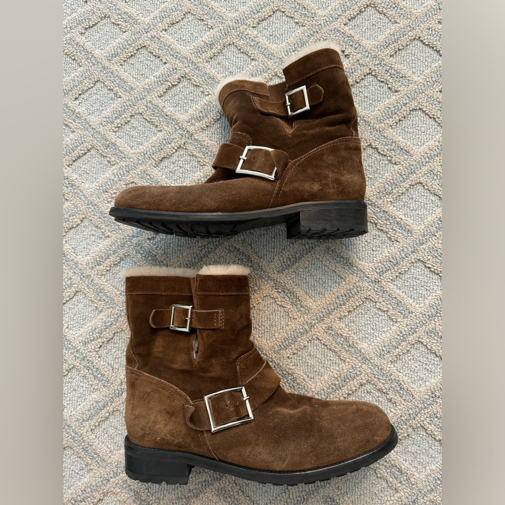 LIKE NEW Brown suede Jimmy Choo Youth boot with shearling